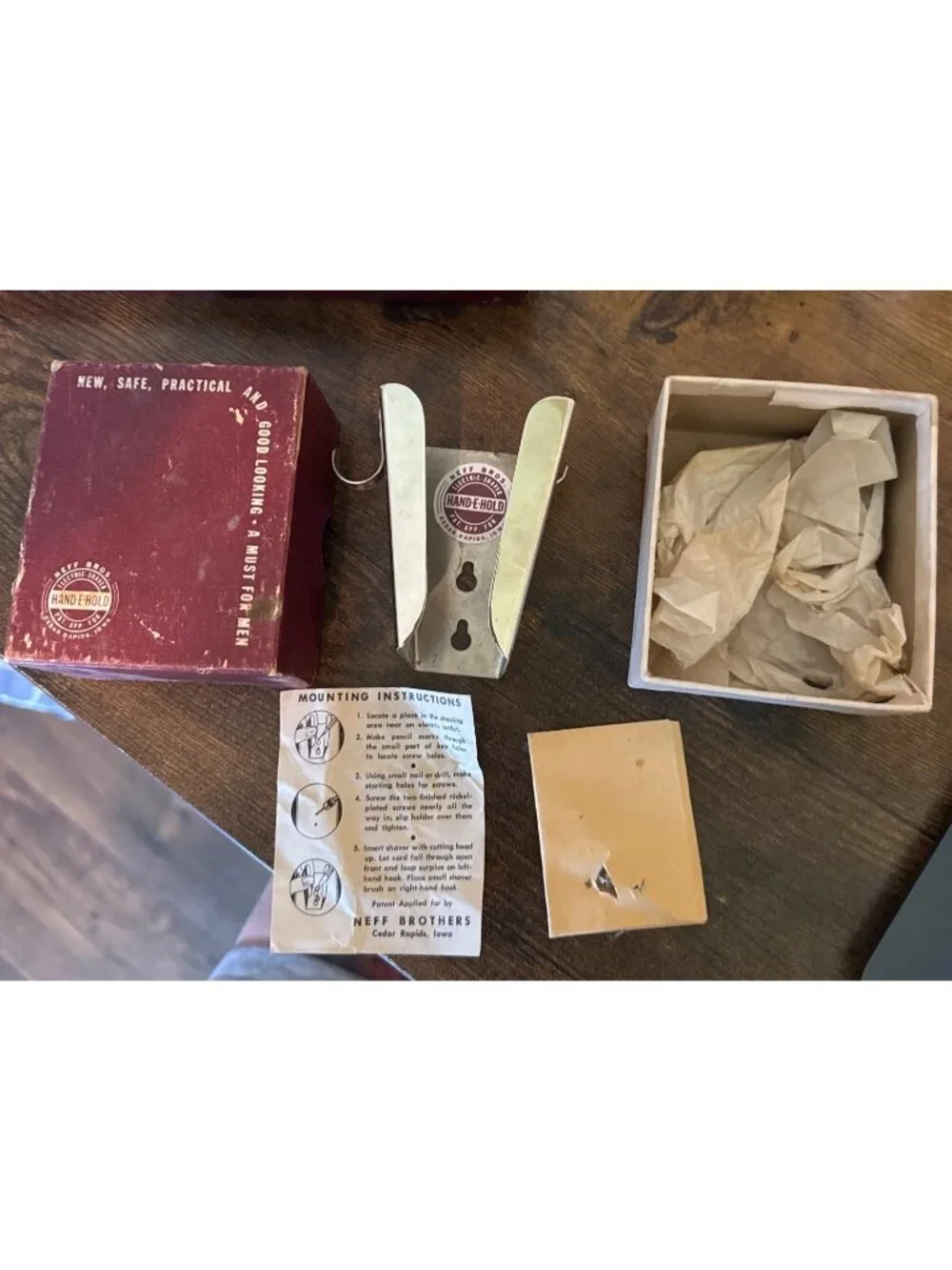 Vintage Neff Bros Hand-E-Hold Electric Shaver Holder In Box